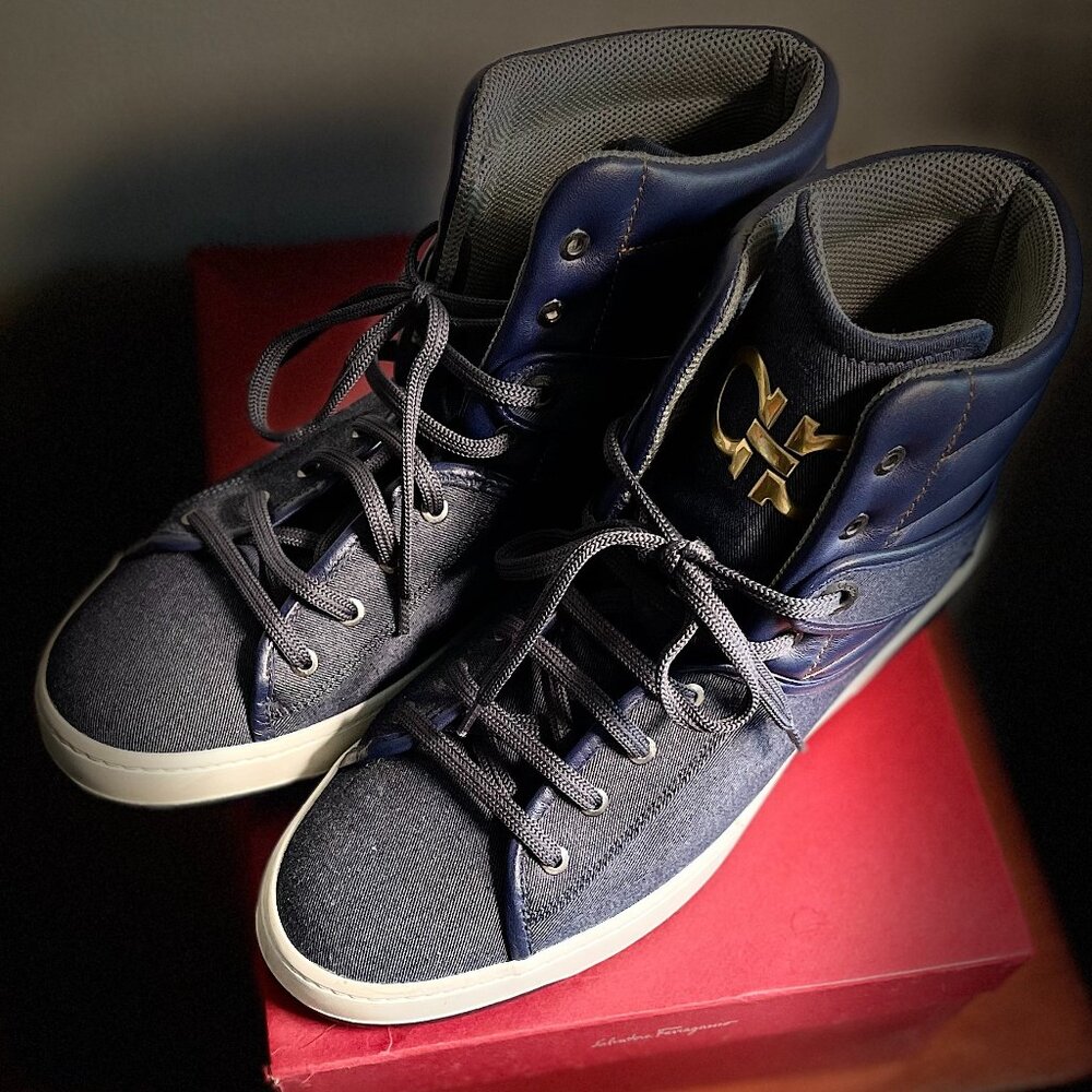 Salvator Ferragamo "Nantes"